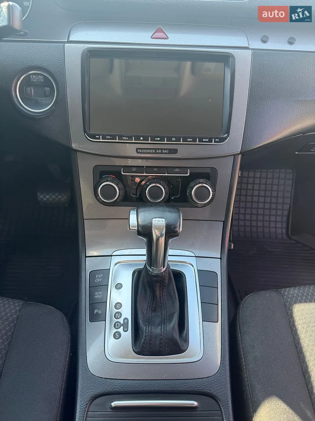 2010 Volkswagen Passat - мініатюра 5