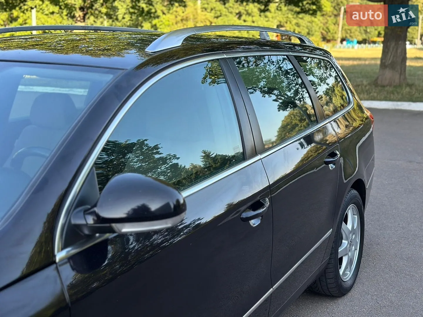 2010 Volkswagen Passat - мініатюра 8