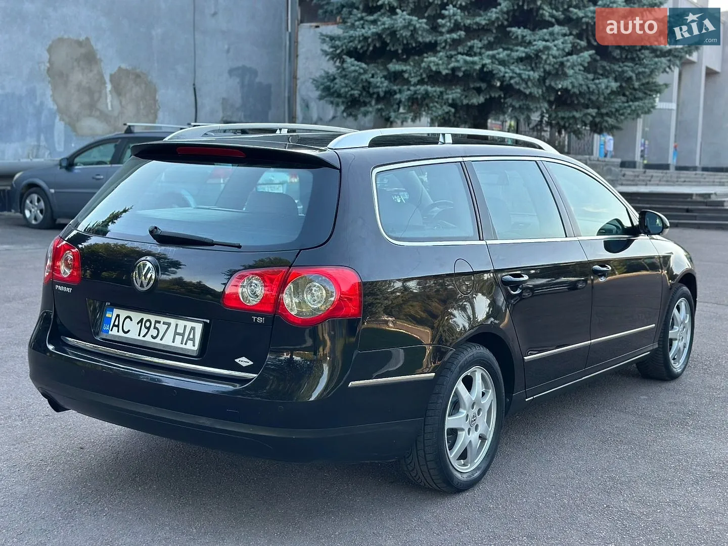2010 Volkswagen Passat - мініатюра 19