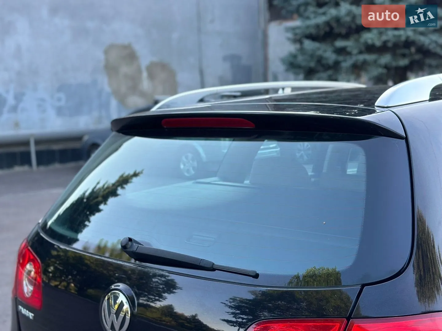 2010 Volkswagen Passat - мініатюра 24