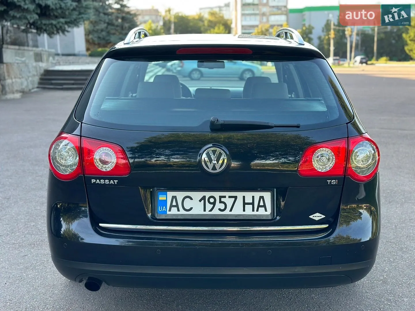 2010 Volkswagen Passat - мініатюра 25