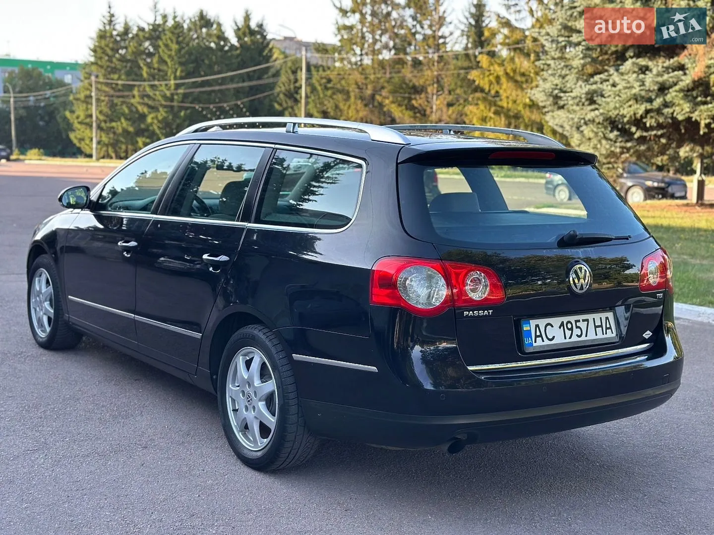 2010 Volkswagen Passat - мініатюра 27