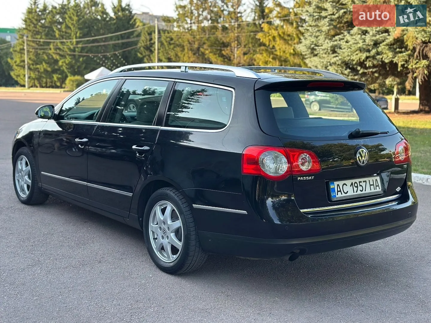 2010 Volkswagen Passat - мініатюра 28