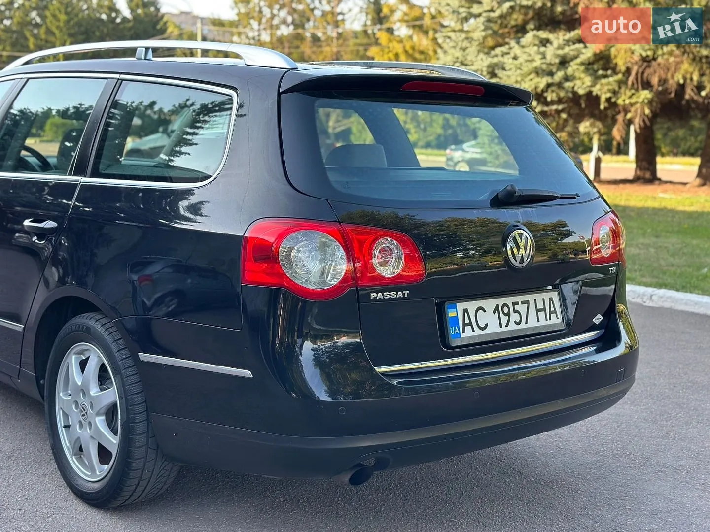 2010 Volkswagen Passat - мініатюра 29