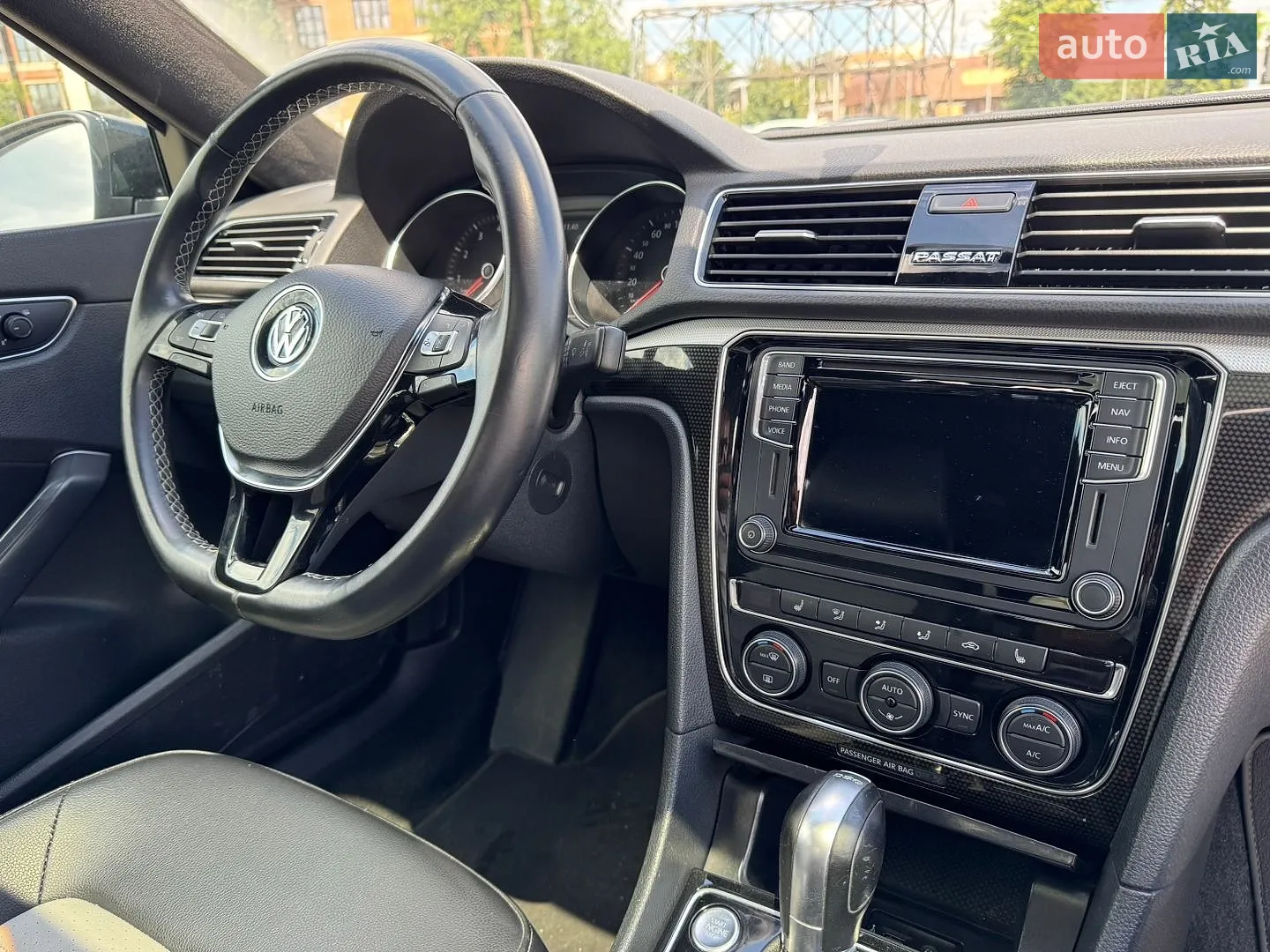 2018 Volkswagen Passat - мініатюра 30
