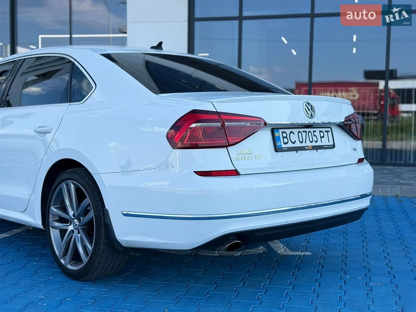 2017 Volkswagen Passat - мініатюра 7