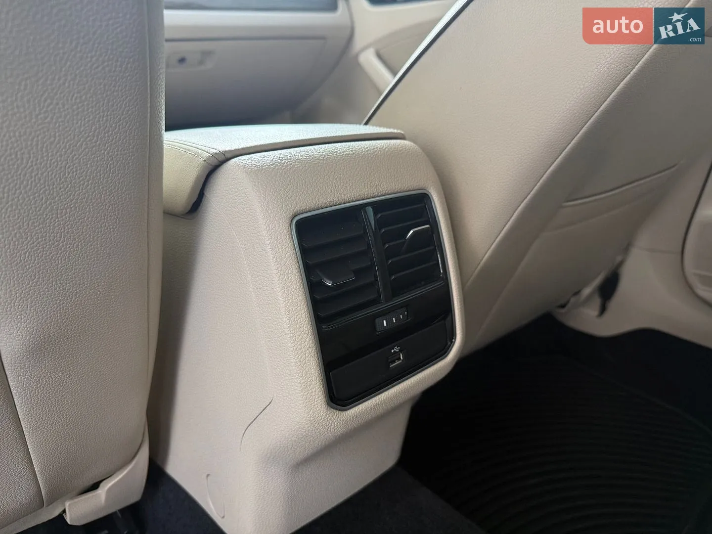 2017 Volkswagen Passat - мініатюра 37