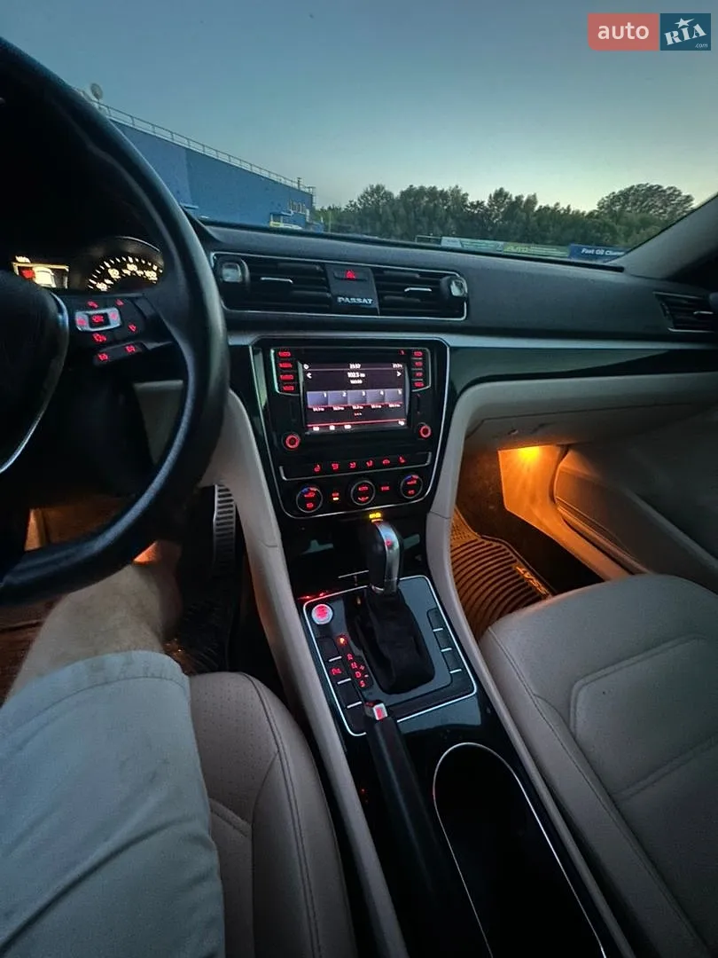 2018 Volkswagen Passat - мініатюра 13
