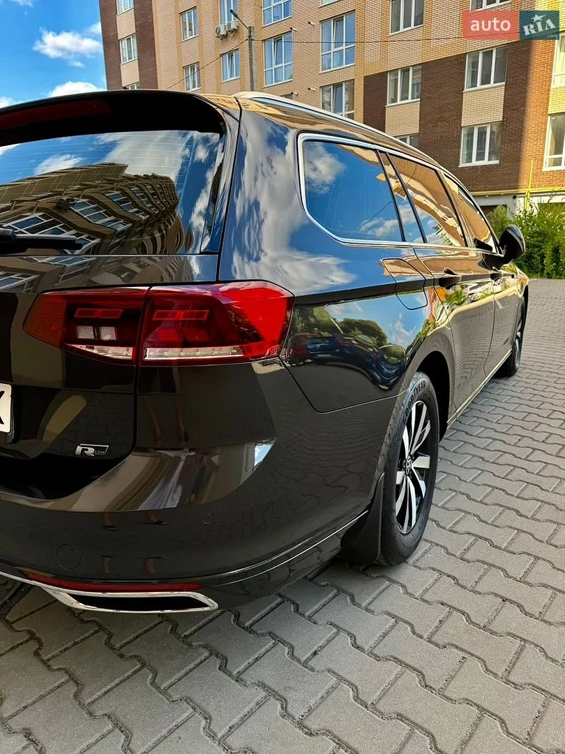 2021 Volkswagen Passat - мініатюра 21