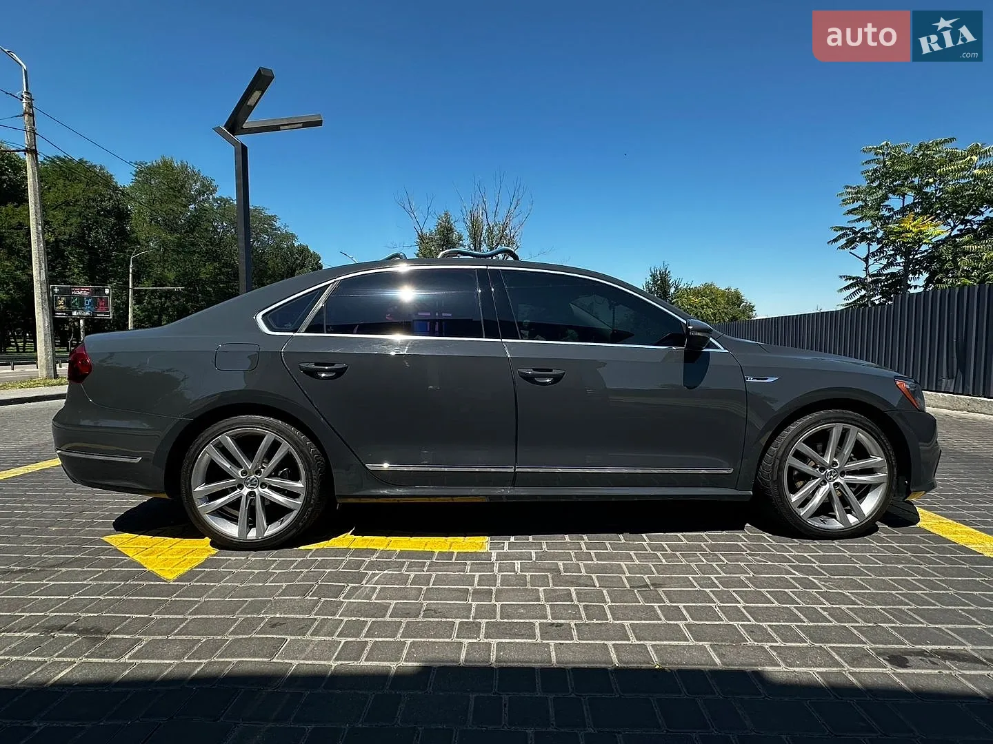 2017 Volkswagen Passat - мініатюра 10