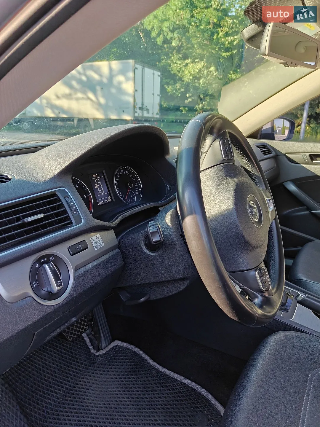 2013 Volkswagen Passat - мініатюра 11