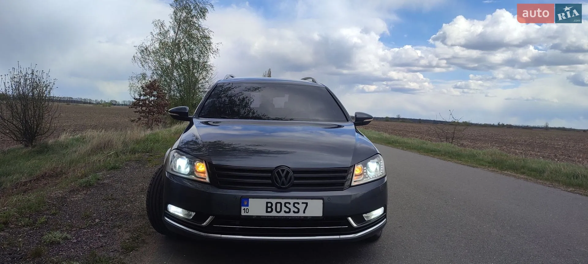 2011 Volkswagen Passat - мініатюра 2