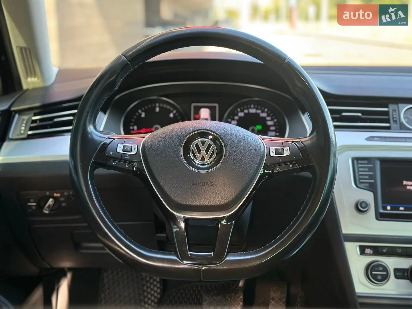 2017 Volkswagen Passat - мініатюра 14