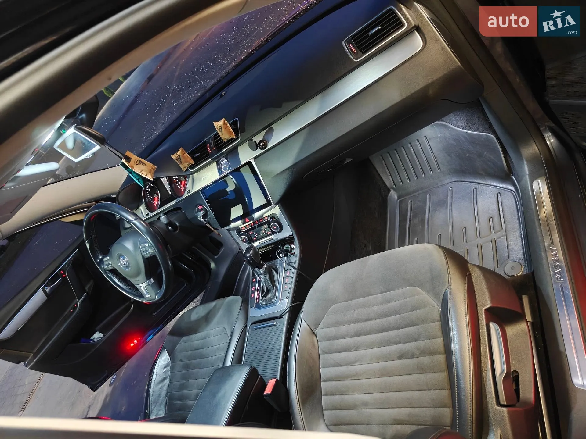2011 Volkswagen Passat - мініатюра 28