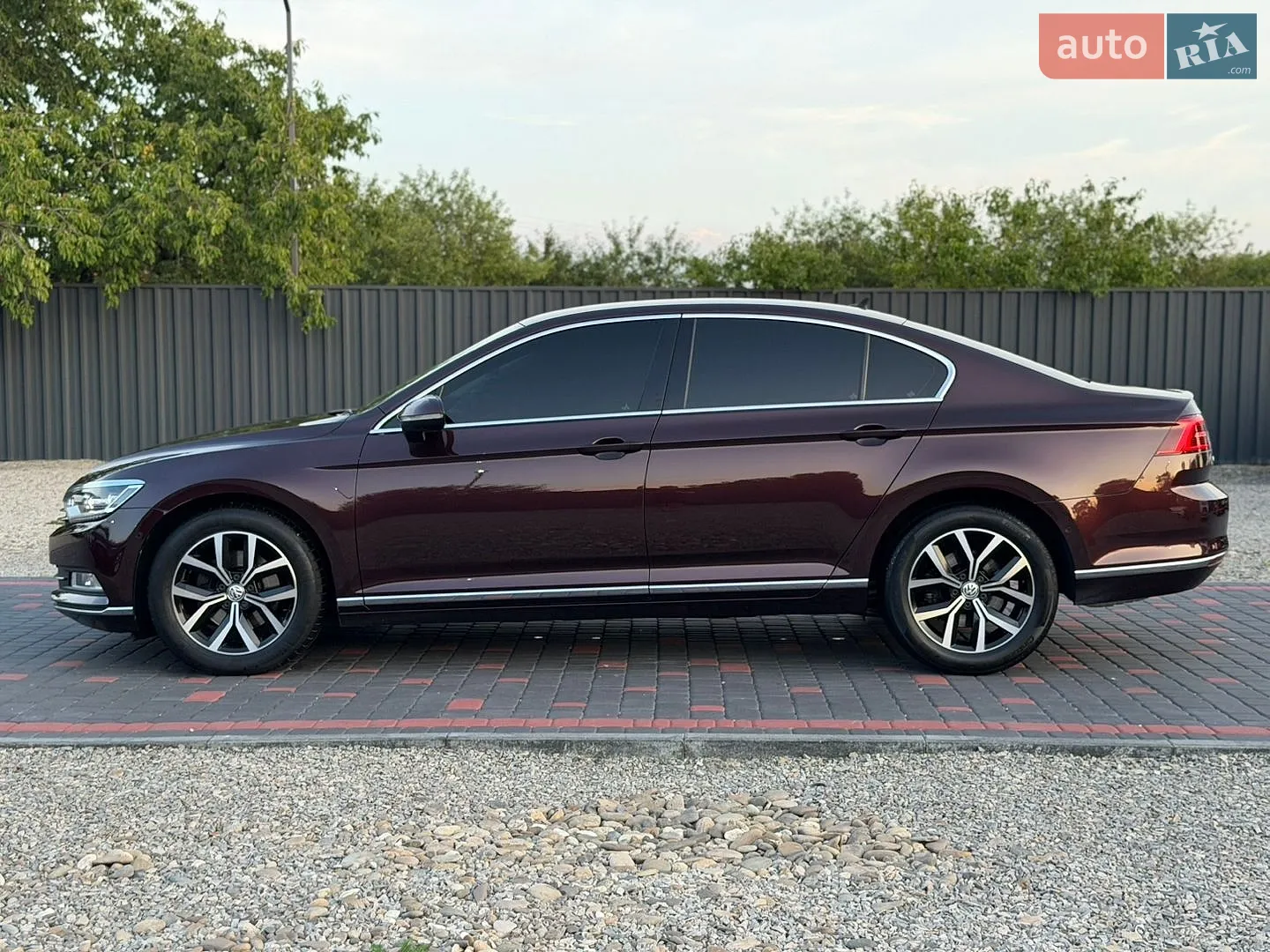 2017 Volkswagen Passat - мініатюра 10