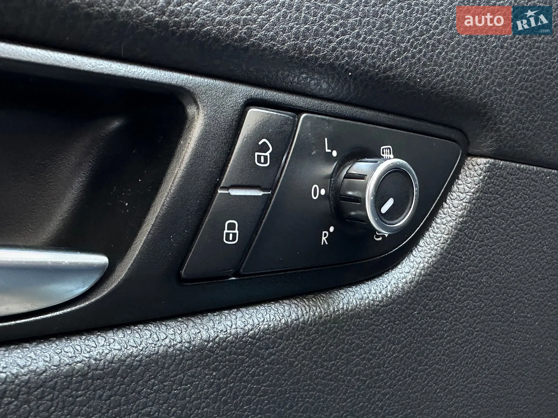 2014 Volkswagen Passat - мініатюра 44