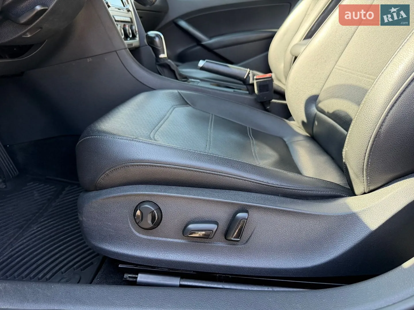 2015 Volkswagen Passat - мініатюра 23