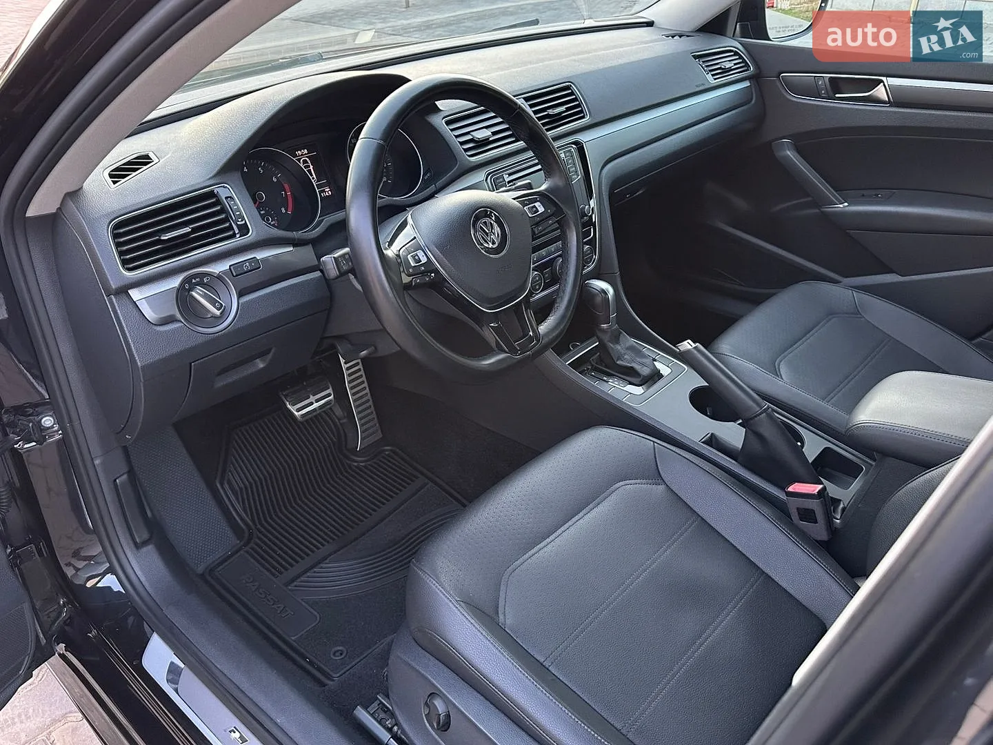 2018 Volkswagen Passat - мініатюра 38