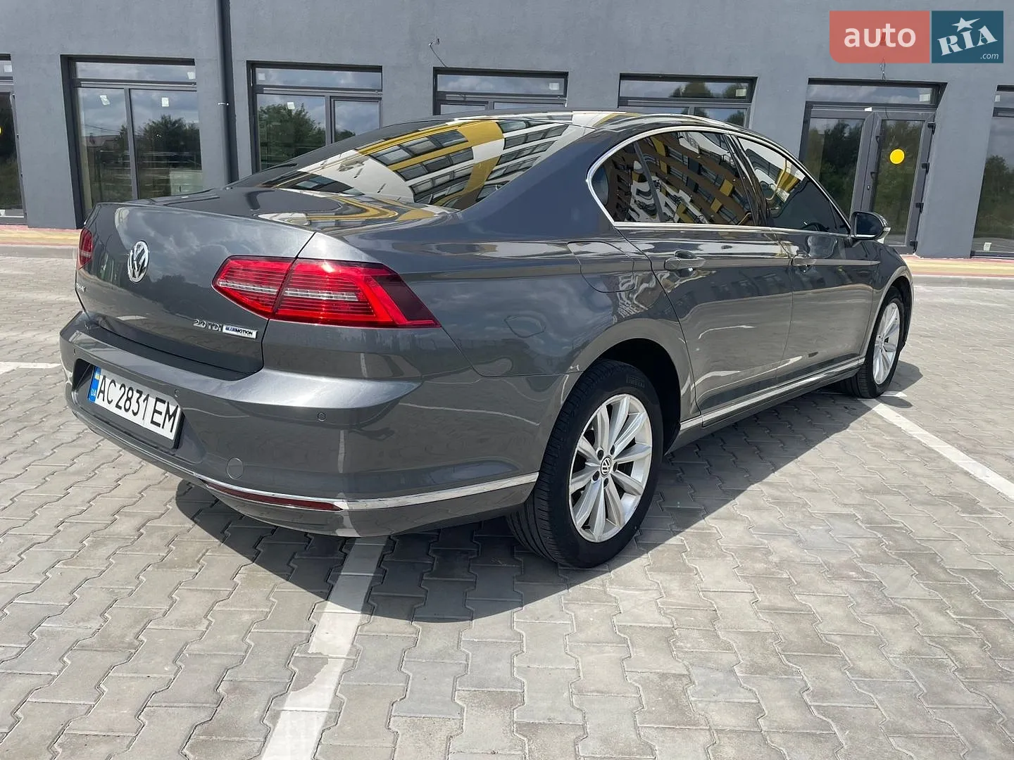 2016 Volkswagen Passat - мініатюра 5