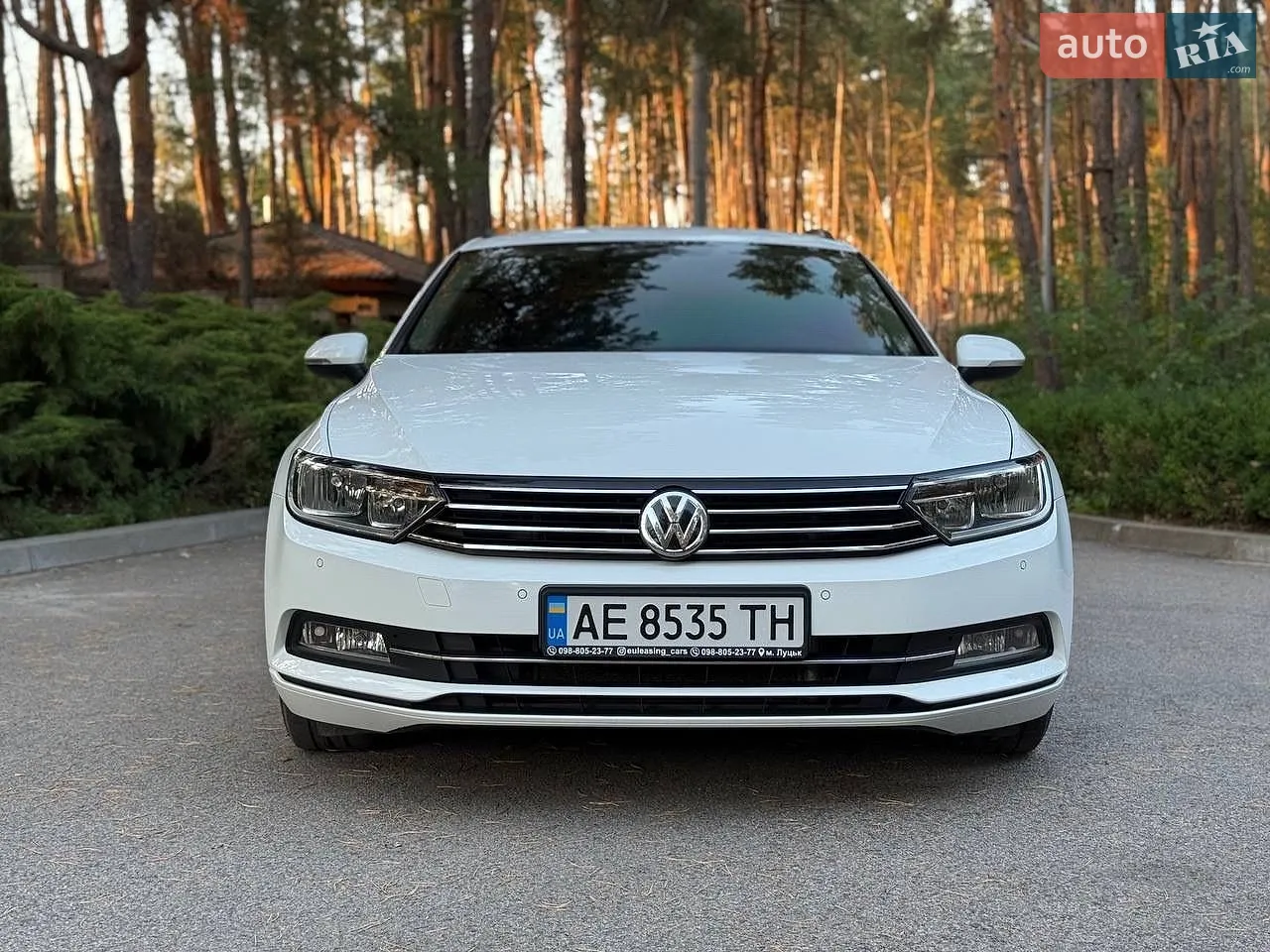 2017 Volkswagen Passat - мініатюра 5