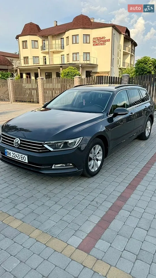 2015 Volkswagen Passat - мініатюра 16