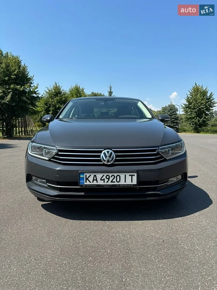 2017 Volkswagen Passat - мініатюра 15