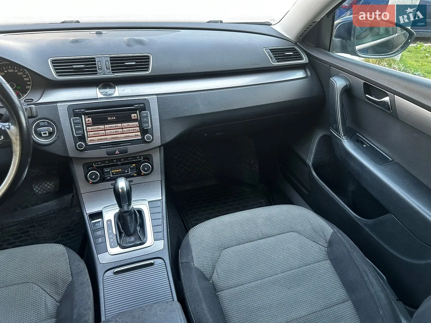 2011 Volkswagen Passat - мініатюра 24