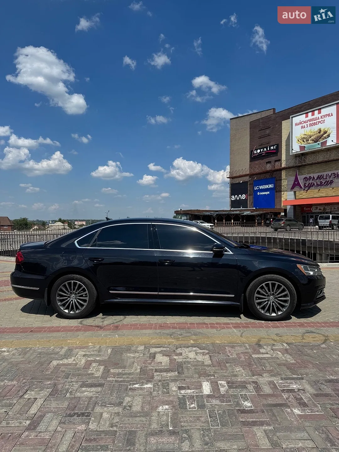 2017 Volkswagen Passat - мініатюра 3