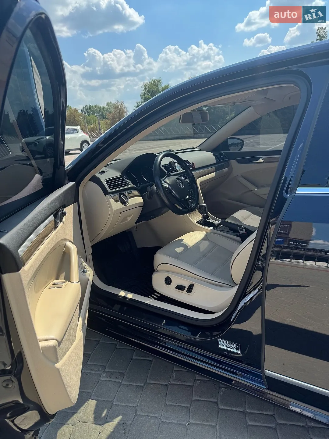 2017 Volkswagen Passat - мініатюра 9