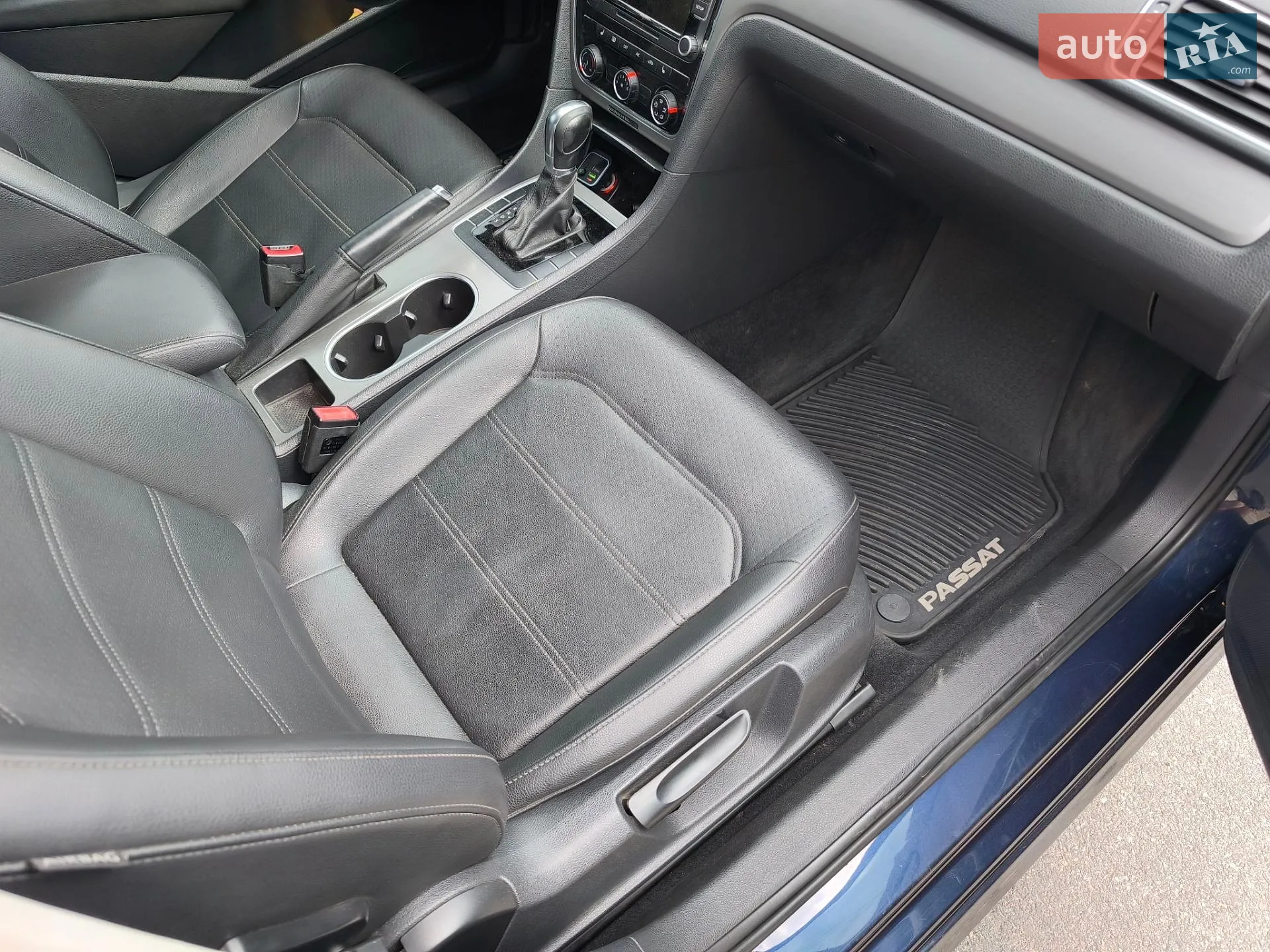 2013 Volkswagen Passat - мініатюра 20