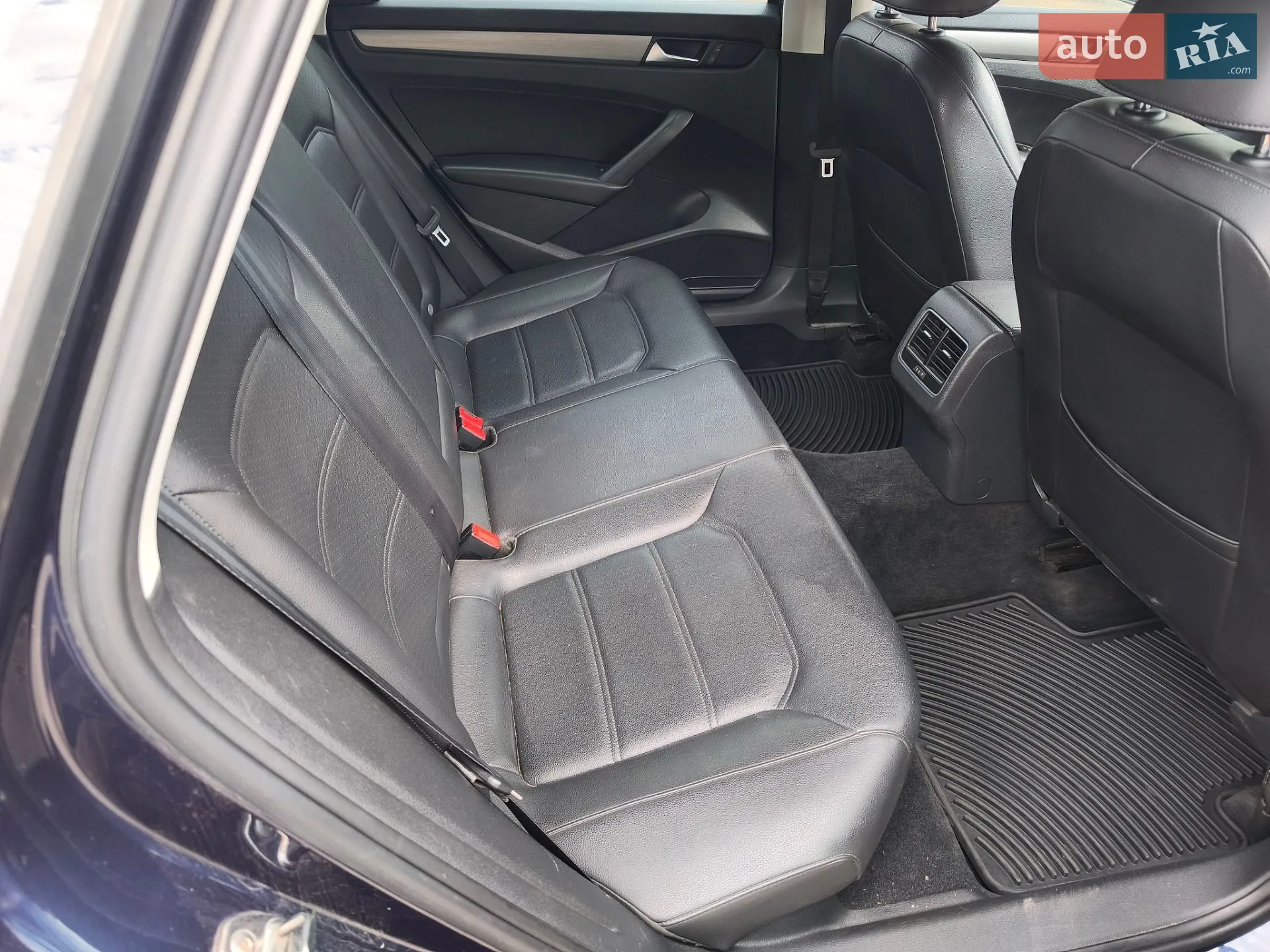 2013 Volkswagen Passat - мініатюра 23
