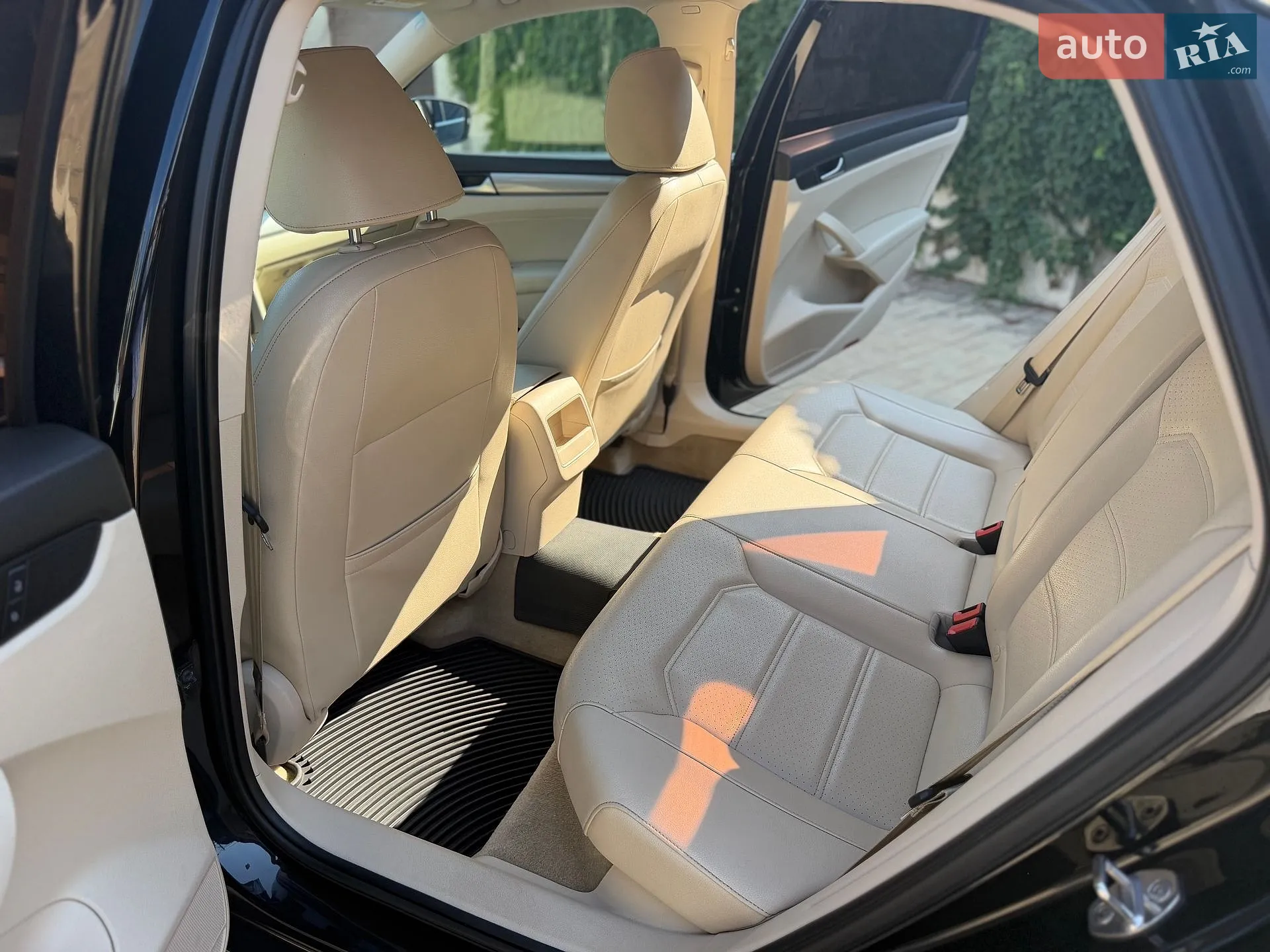 2015 Volkswagen Passat - мініатюра 18