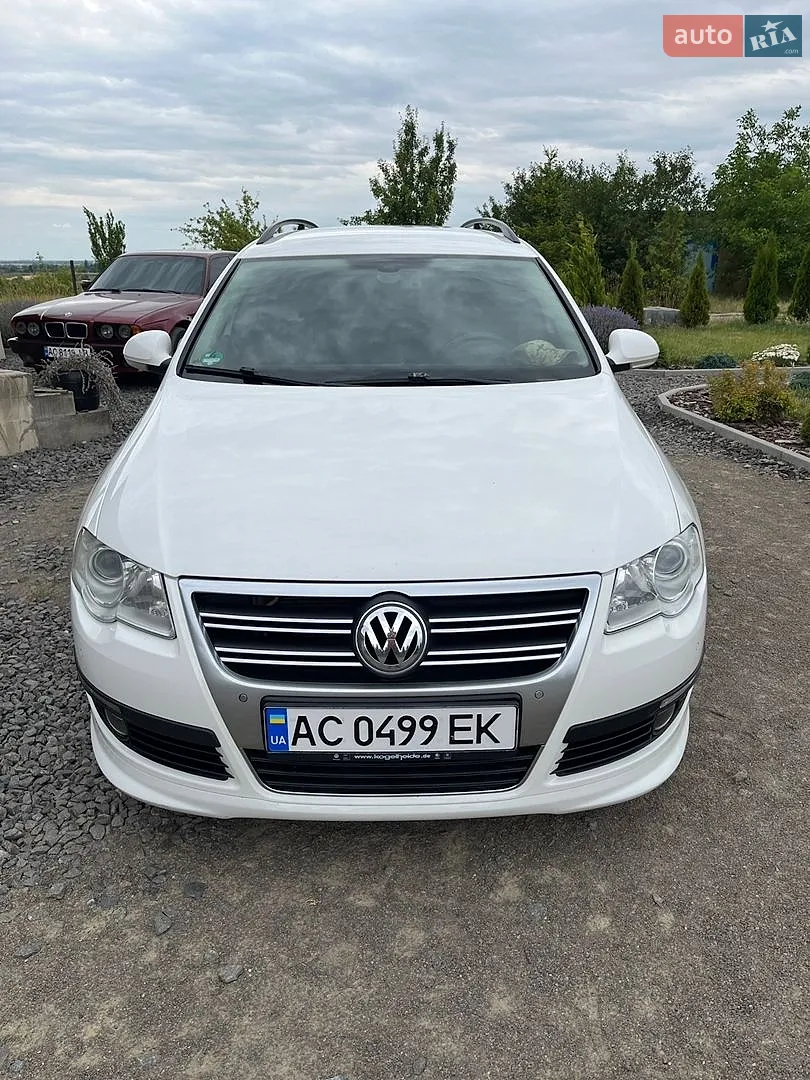 2010 Volkswagen Passat - мініатюра 10