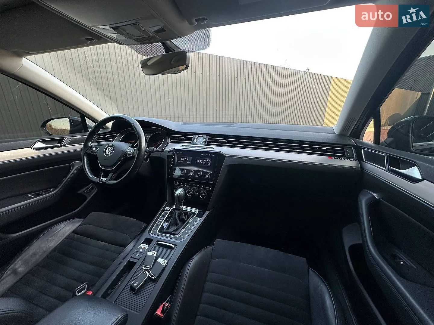 2016 Volkswagen Passat - мініатюра 3