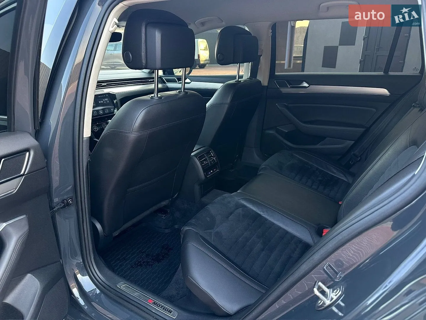 2016 Volkswagen Passat - мініатюра 21