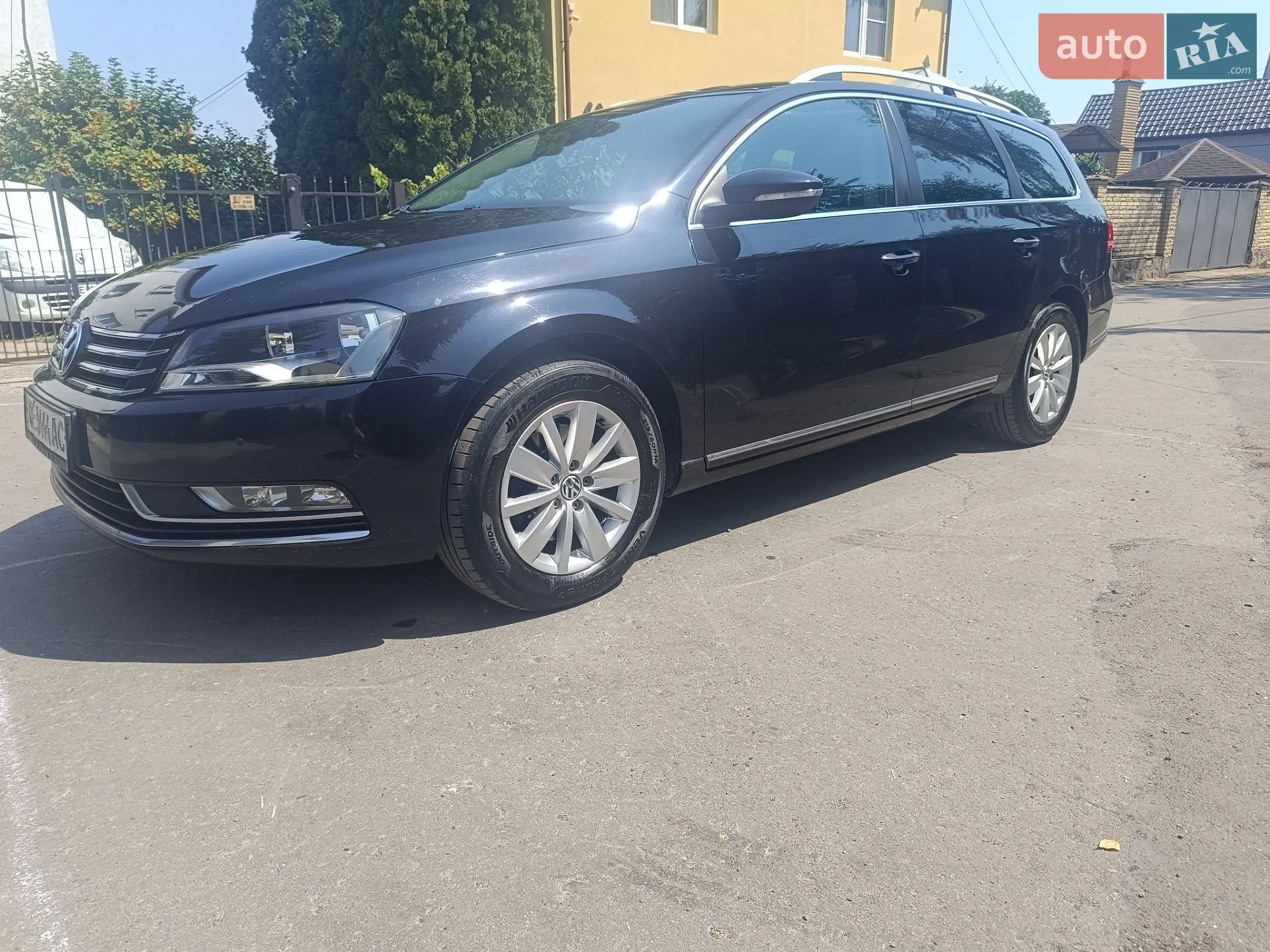 2011 Volkswagen Passat - мініатюра 2