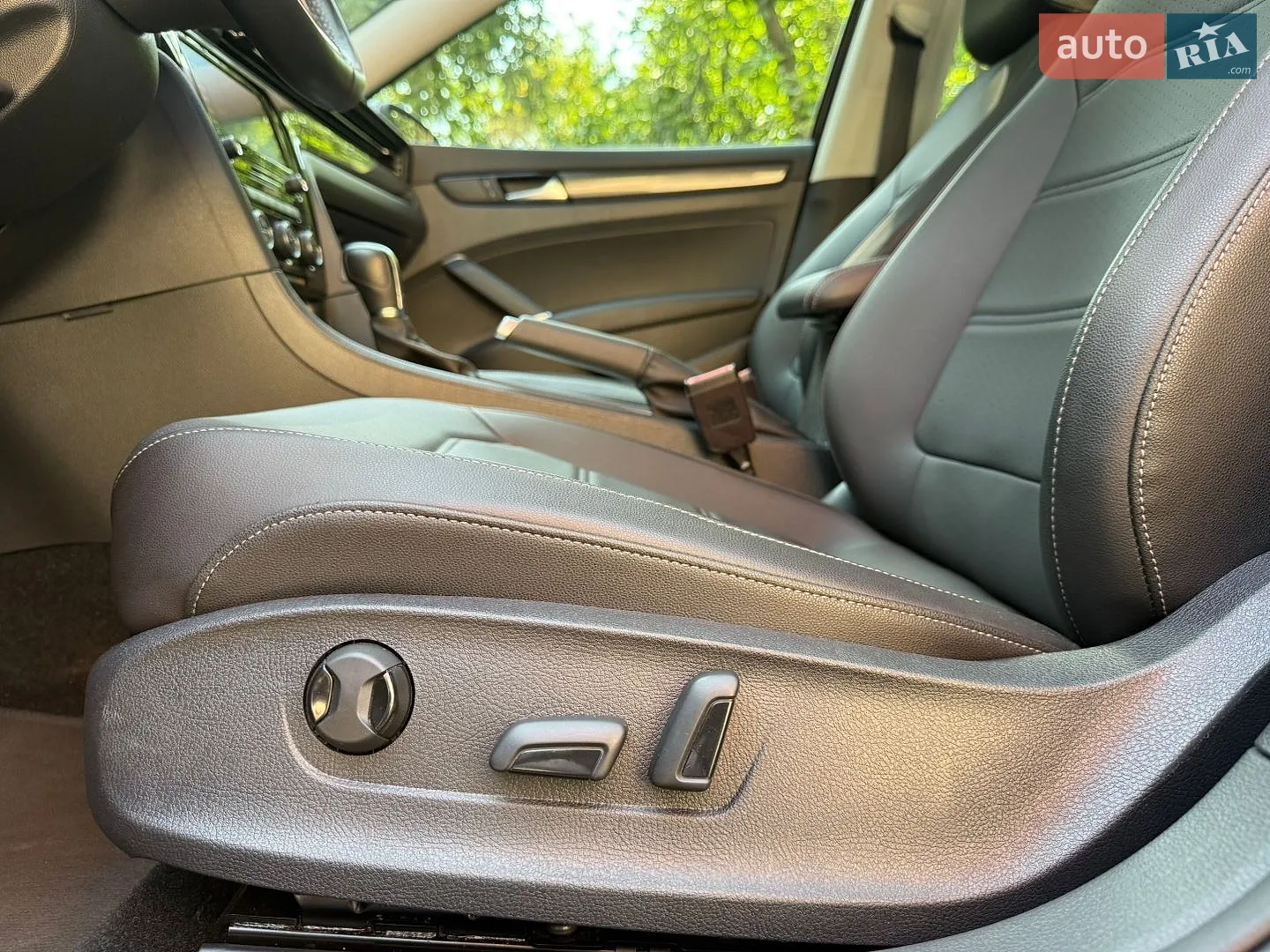 2020 Volkswagen Passat - мініатюра 23