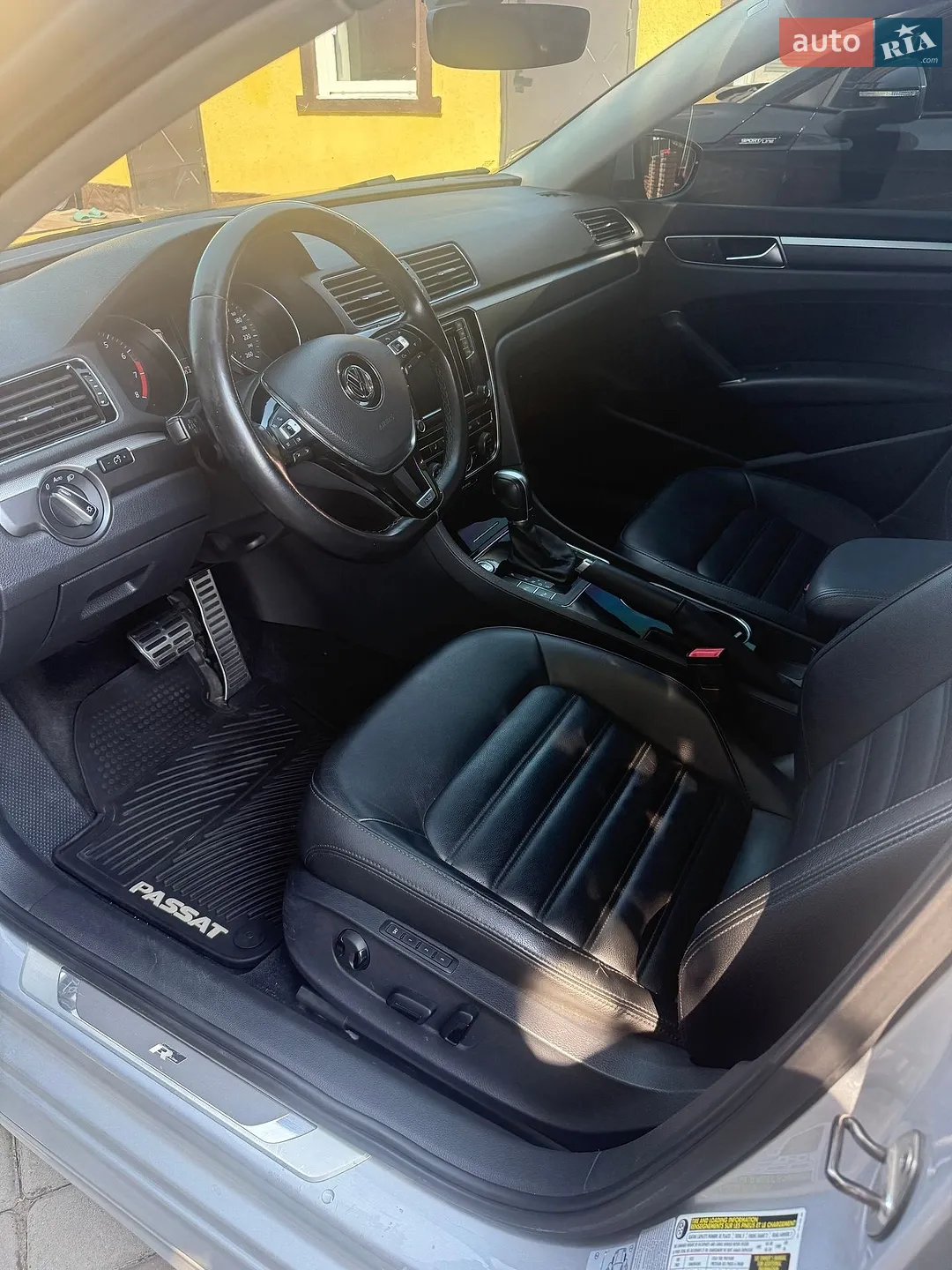 2016 Volkswagen Passat - мініатюра 9