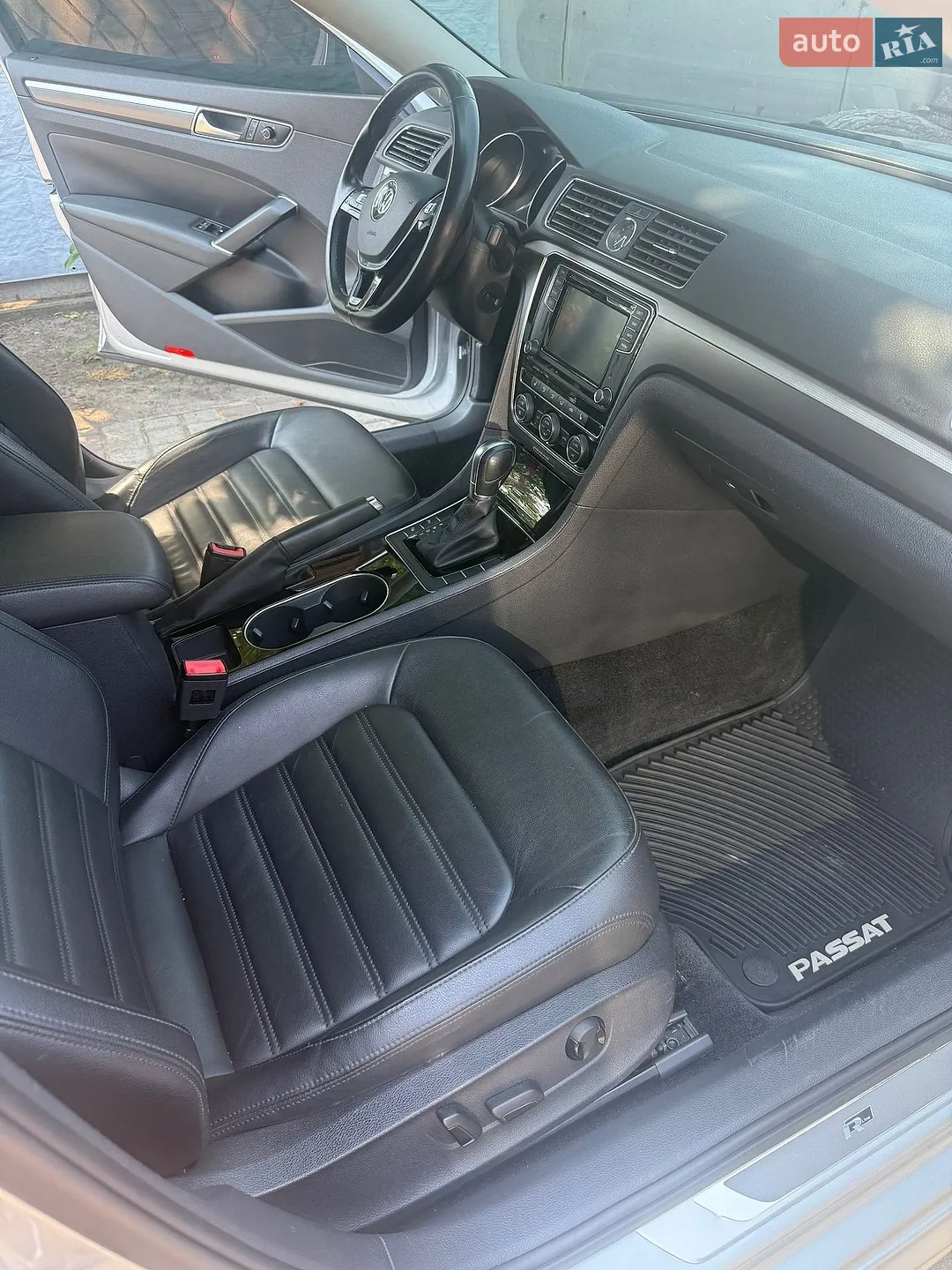 2016 Volkswagen Passat - мініатюра 10