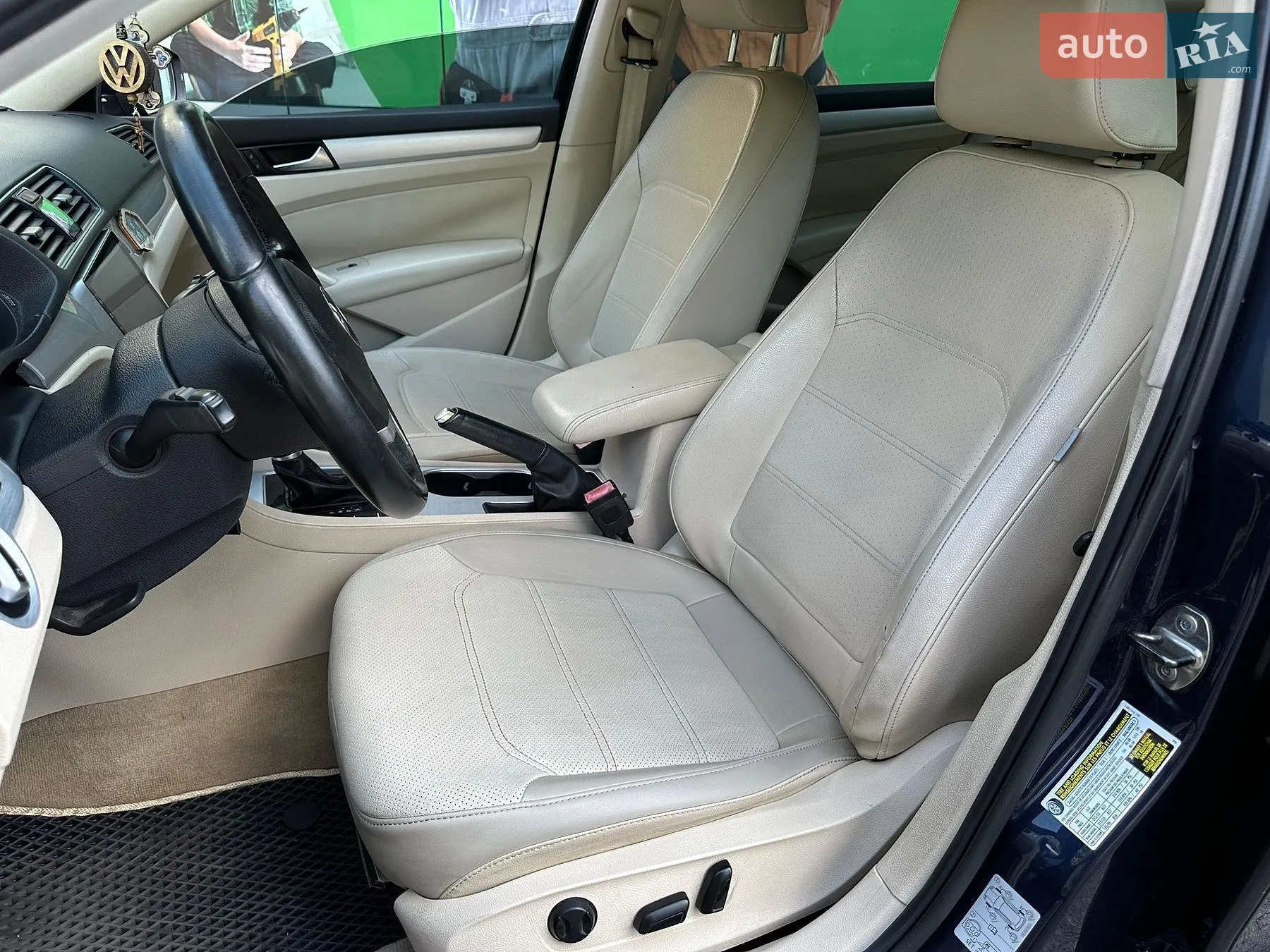 2013 Volkswagen Passat - мініатюра 21