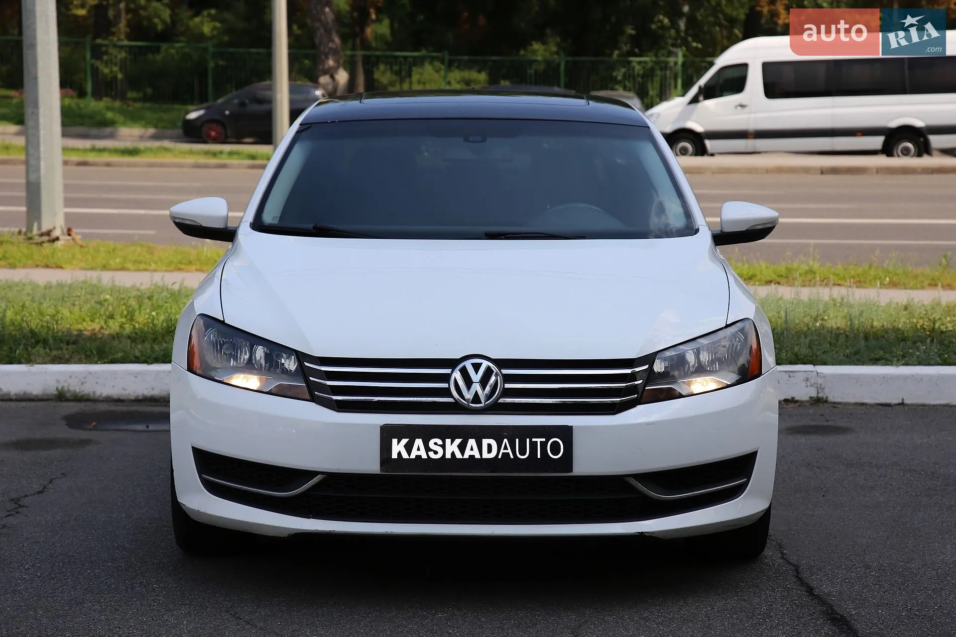 2011 Volkswagen Passat - мініатюра 2