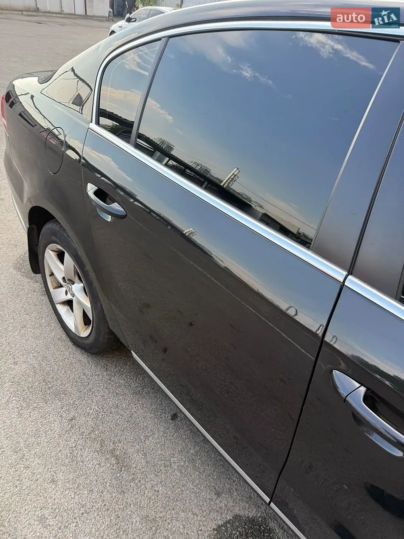 2011 Volkswagen Passat - мініатюра 8