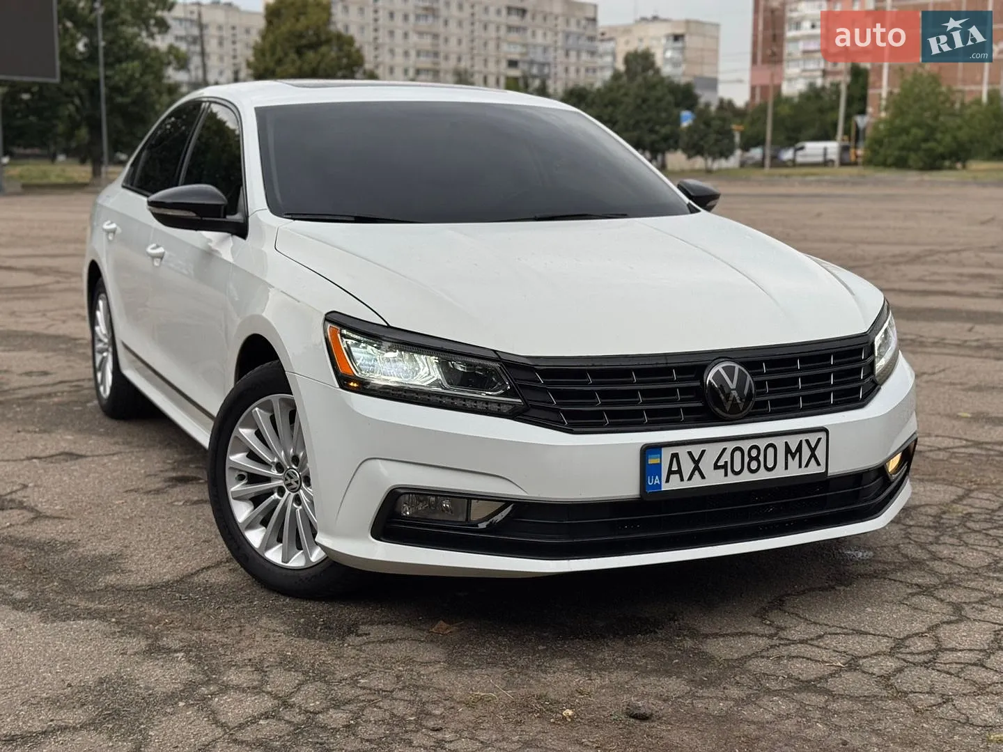 2017 Volkswagen Passat - мініатюра 2