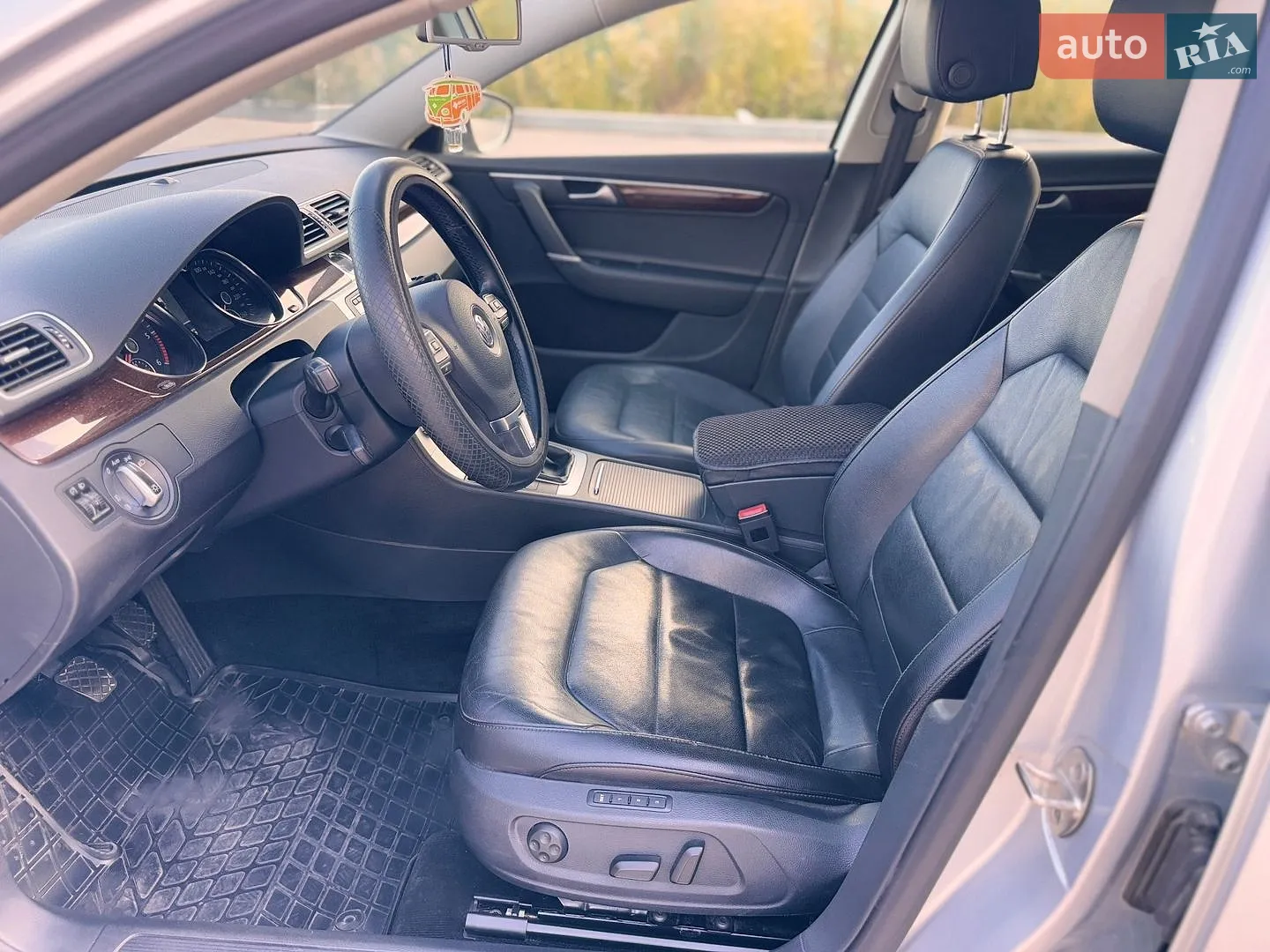 2014 Volkswagen Passat - мініатюра 41