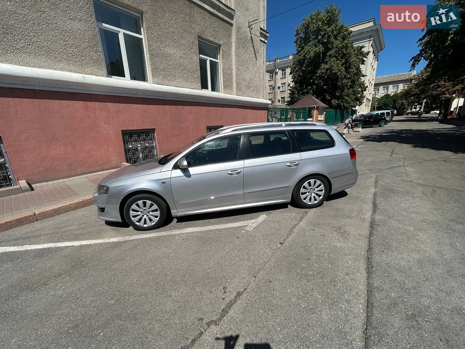 2010 Volkswagen Passat - фото 1