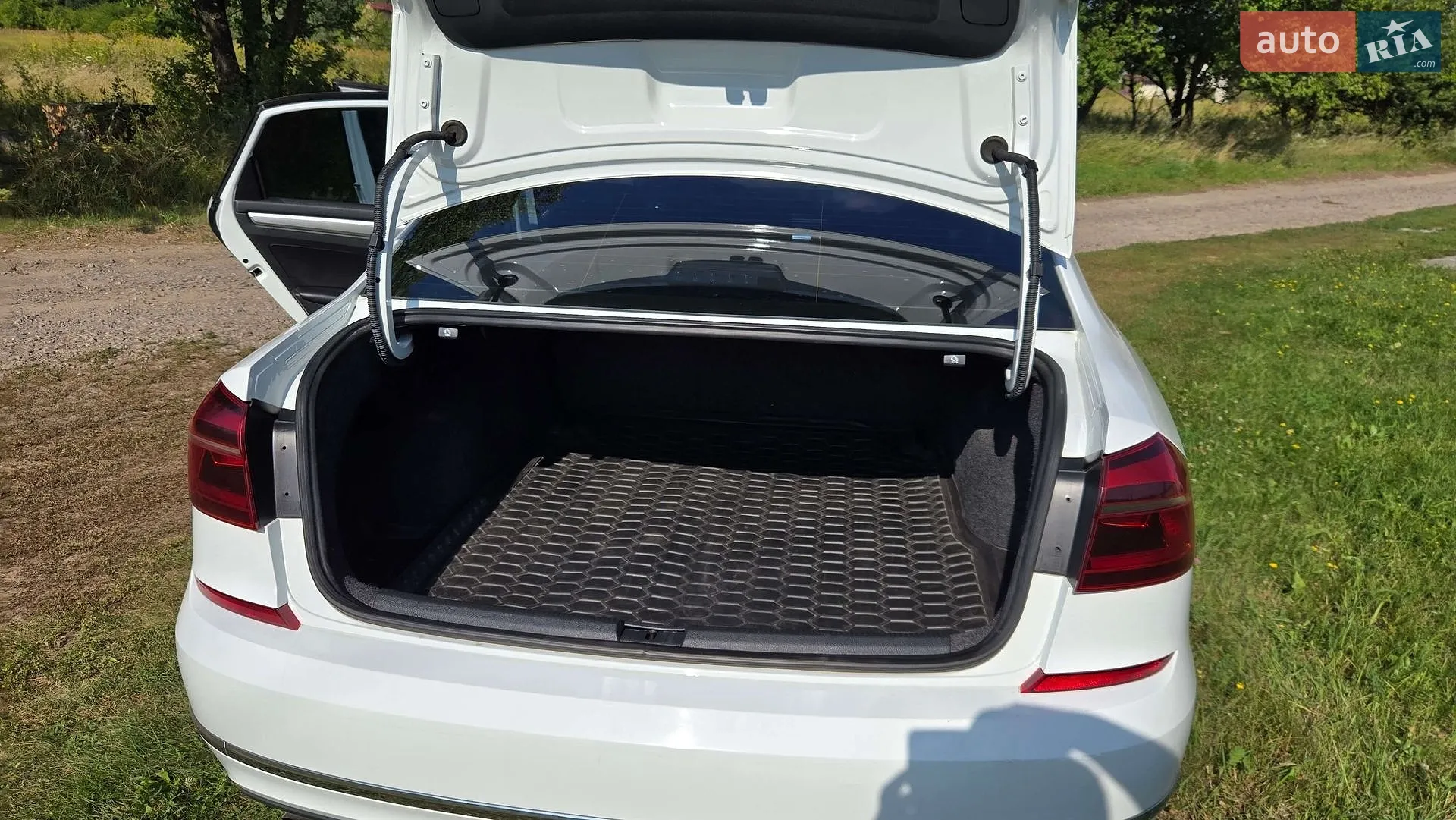 2018 Volkswagen Passat - мініатюра 5