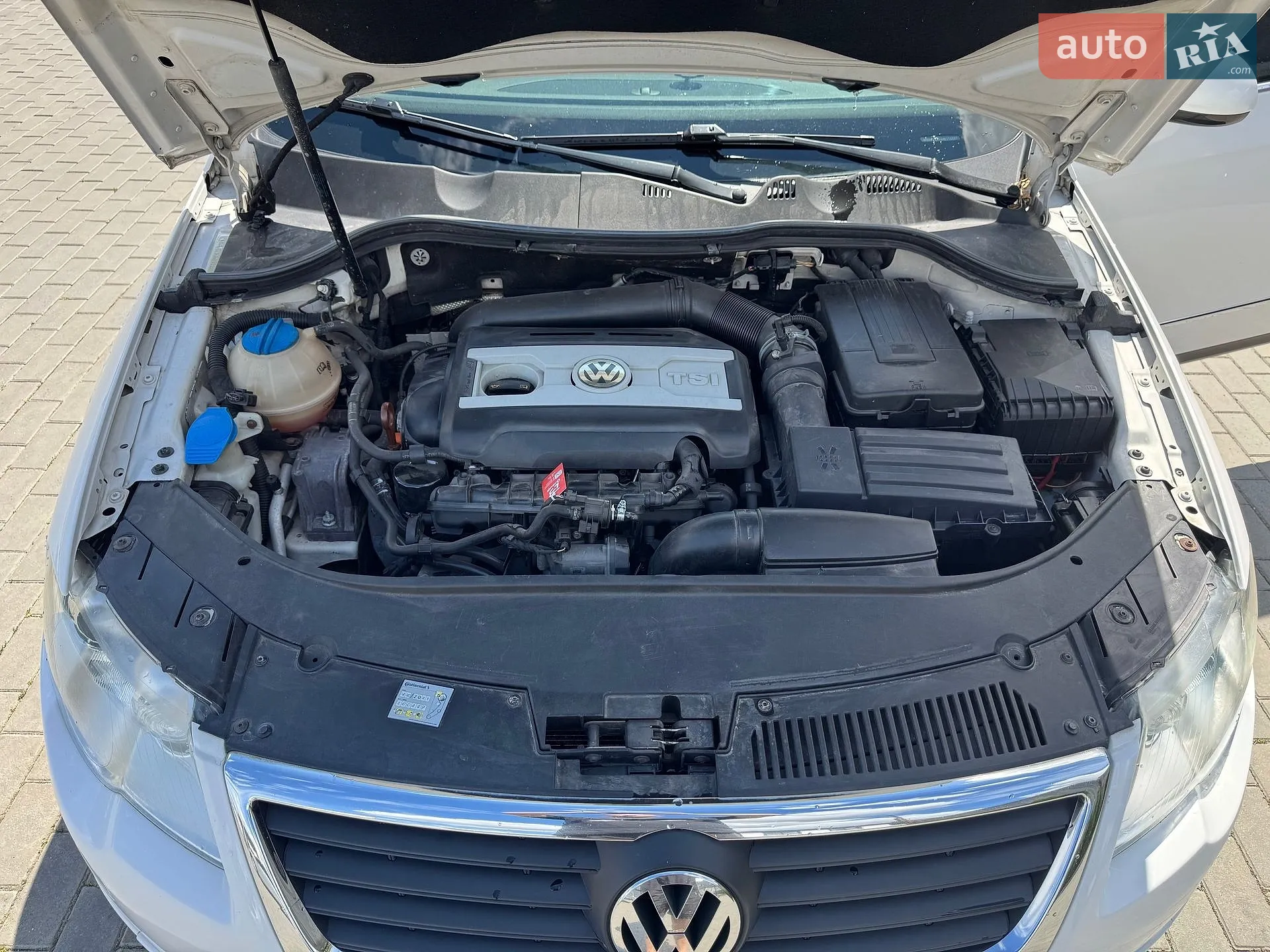 2010 Volkswagen Passat - мініатюра 11