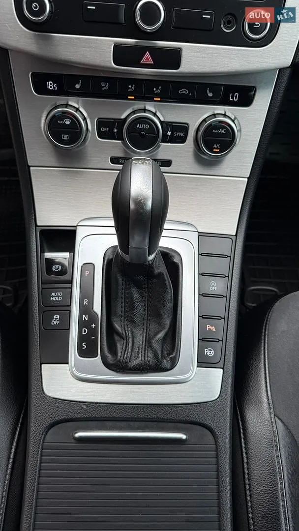 2014 Volkswagen Passat - мініатюра 36