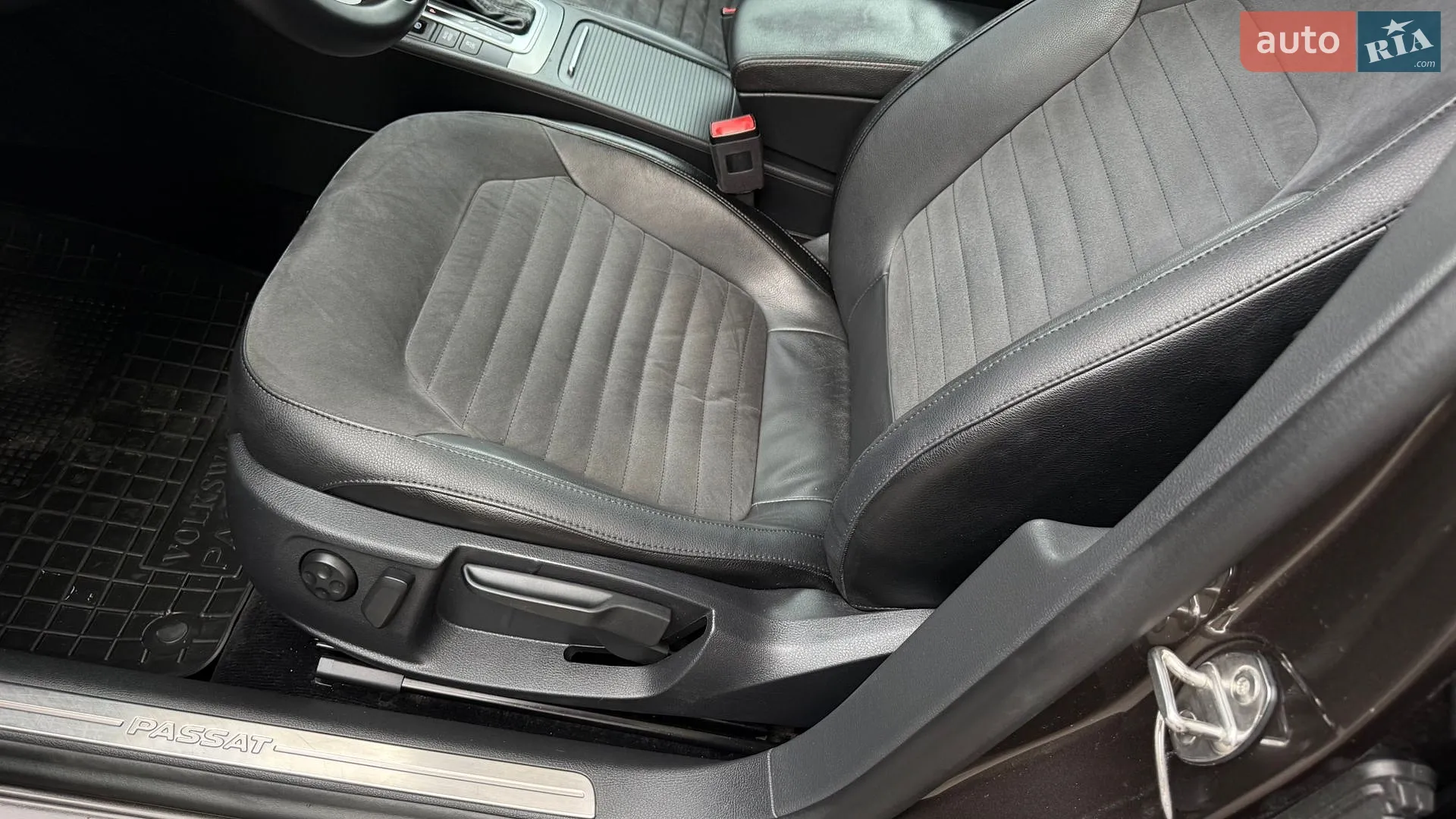 2014 Volkswagen Passat - мініатюра 31