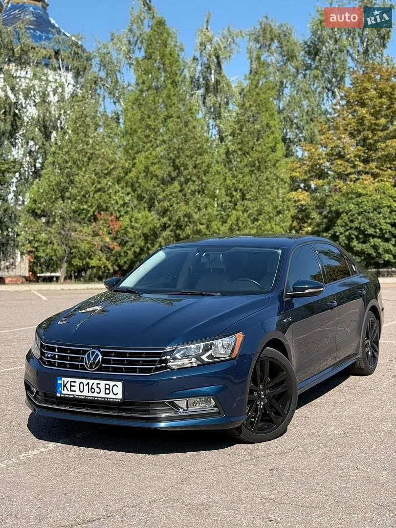 2018 Volkswagen Passat - мініатюра 2